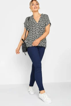 M&Co Womens M&Co White Geometric Print Short Sleeve Shirt