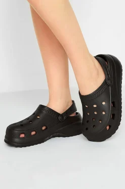Pixiegirl Pixiegirl Black Platform Clog Sandal In Standard Fit