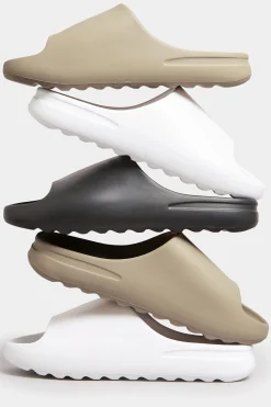 Pixiegirl Pixiegirl White Sliders In Standard Fit