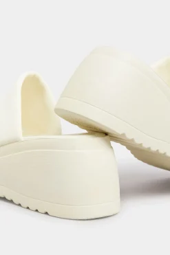 Pixiegirl Pixiegirl White Wedge Platform Mule Sandals In Standard Fit