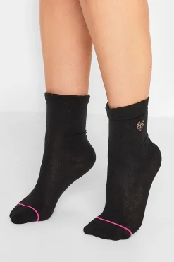 Yours Yours 4 Pack Black Embroidered Hearts Ankle Socks