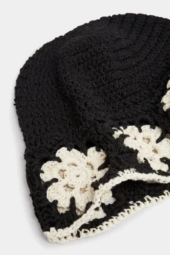 Yours Yours Black Crochet Contrast Edge Bucket Hat