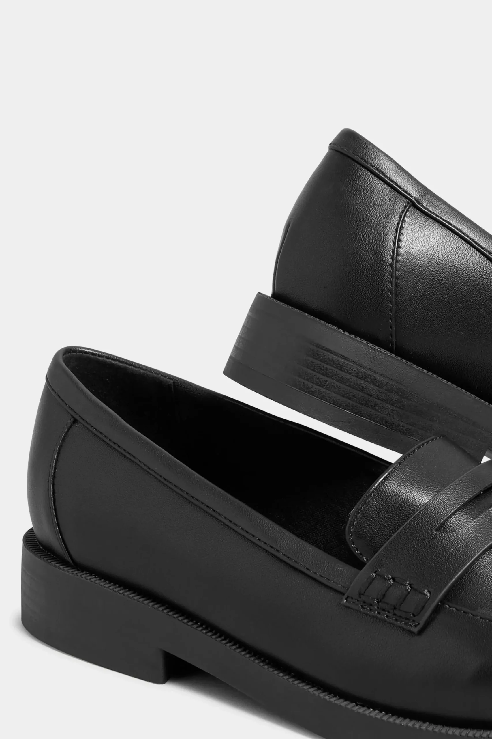 Yours Yours Black Faux Leather Tassel Loafers In Wide E Fit & Extra Wide Eee Fit