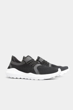 Yours Yours Black Knitted Mesh Trainers In Standard Fit