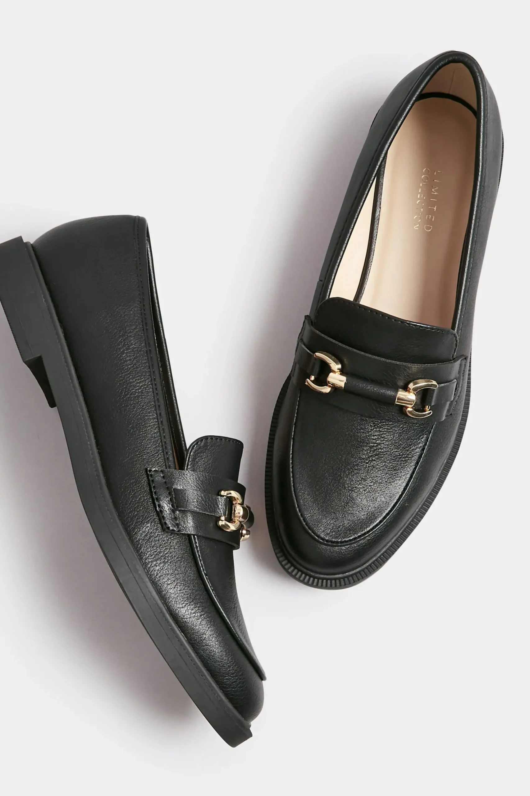 Yours Yours Black Pu Chain Detail Loafer In Wide E Fit & Extra Wide Eee Fit
