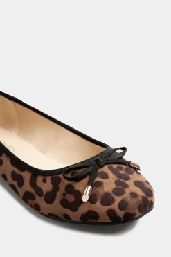 Yours Yours Brown Leopard Print Ballet Pumps In Wide E Fit & Extra Wide Eee Fit